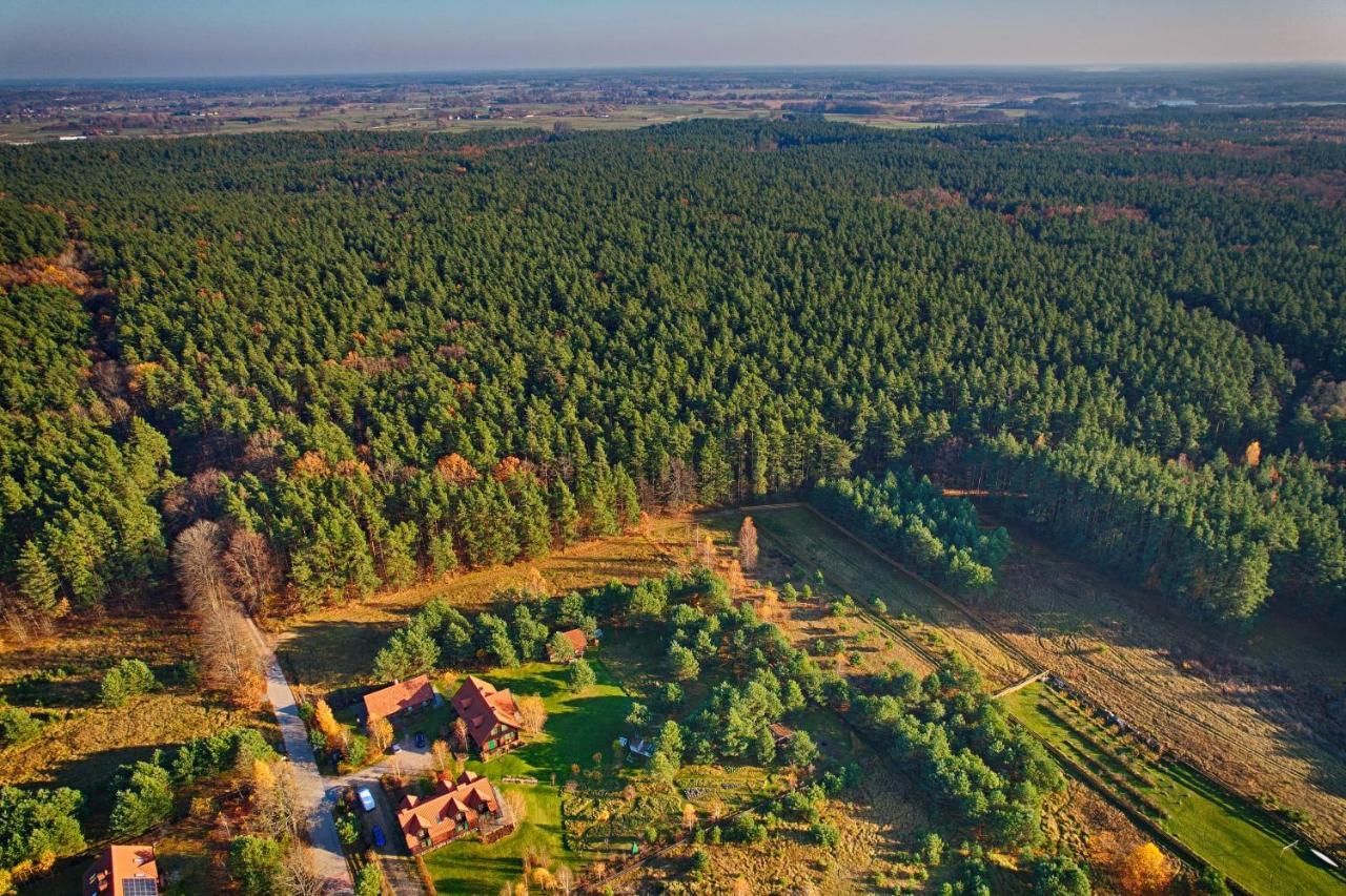 Gosciniec Szuwary Lägenhet Krutyń Exteriör bild